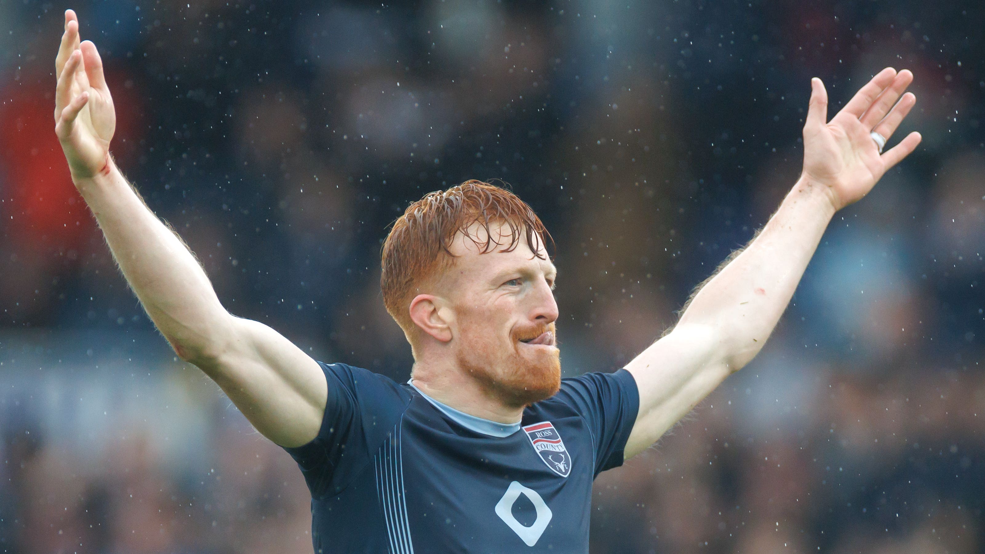 却让人不禁 却让人不禁